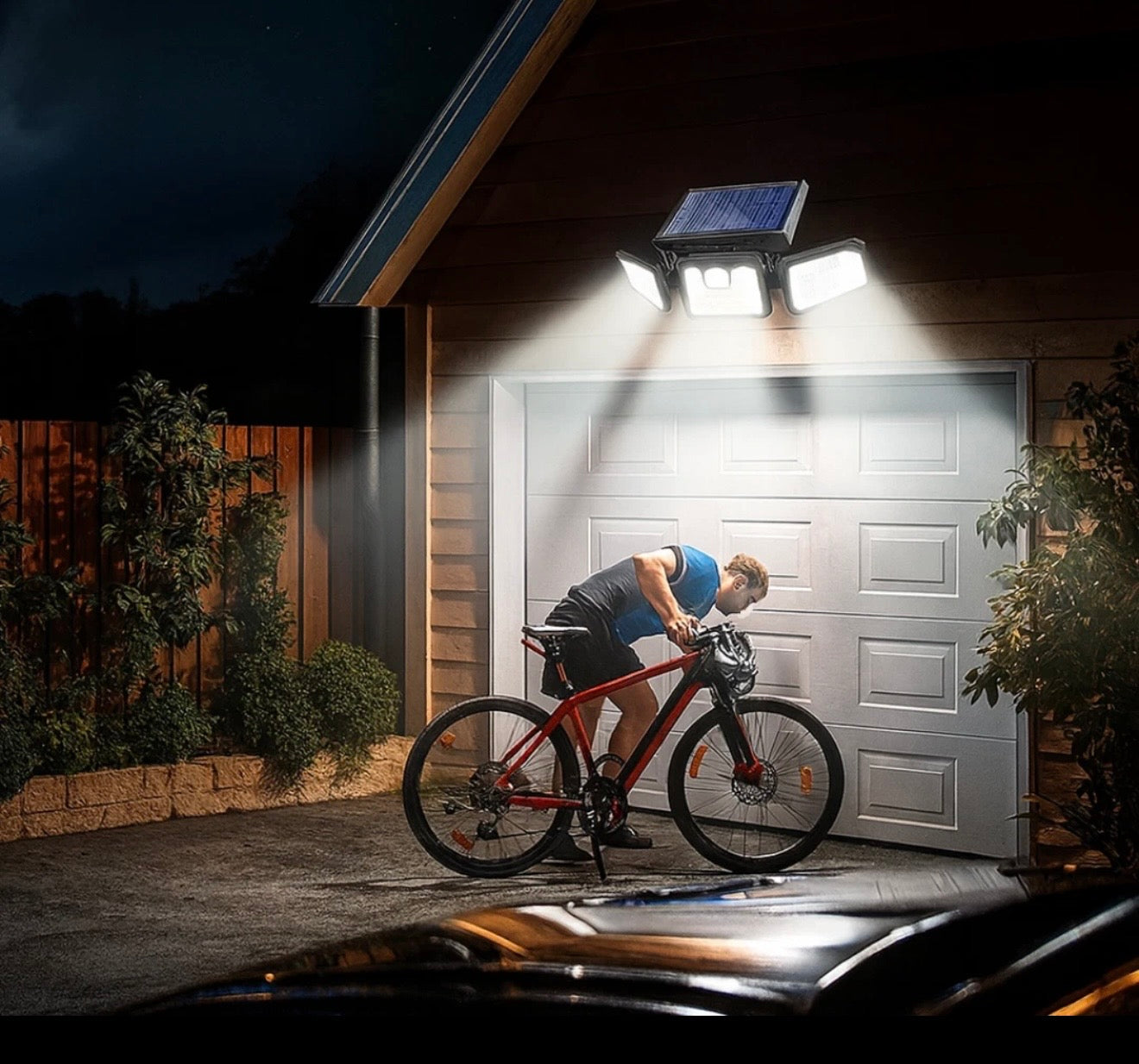 Faro Faretto Lampada Luce Fredda Led Pannello Solare Sensore Crepuscolare